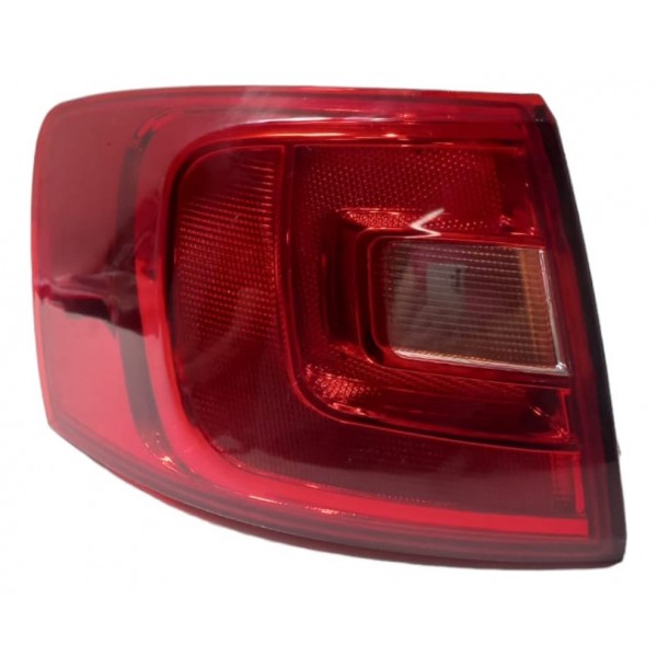 Lanterna Traseira Esquerda Vw Jetta Universal 2011 2012/2016