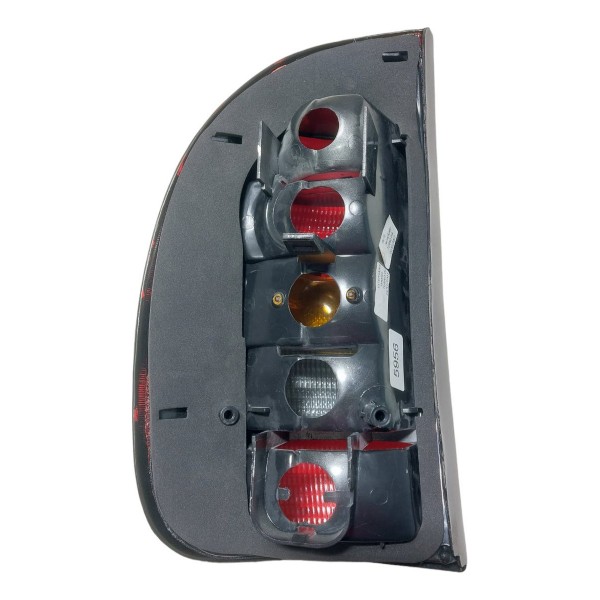 Lanterna Traseira Direita Gm Corsa Hatch 1996 A 2002 Peça Direito/passageiro