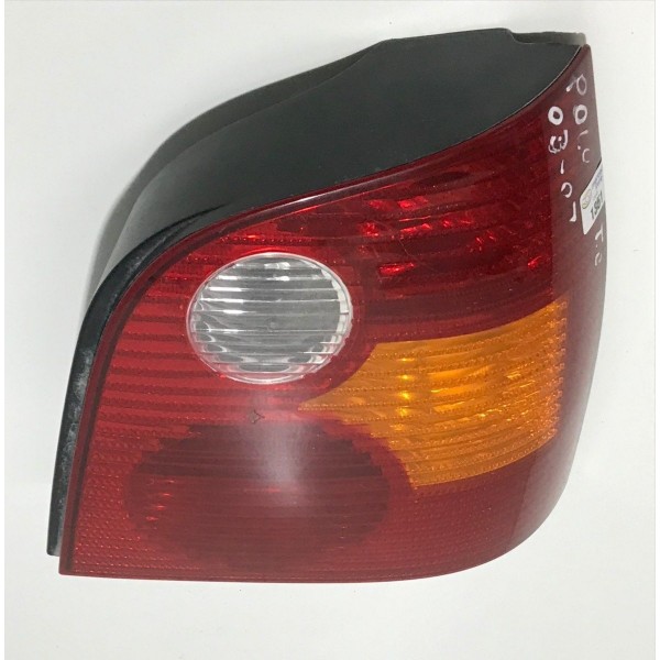 Lanterna Direita Volkswagen Polo 2003 A 2006 Direito/passageiro
