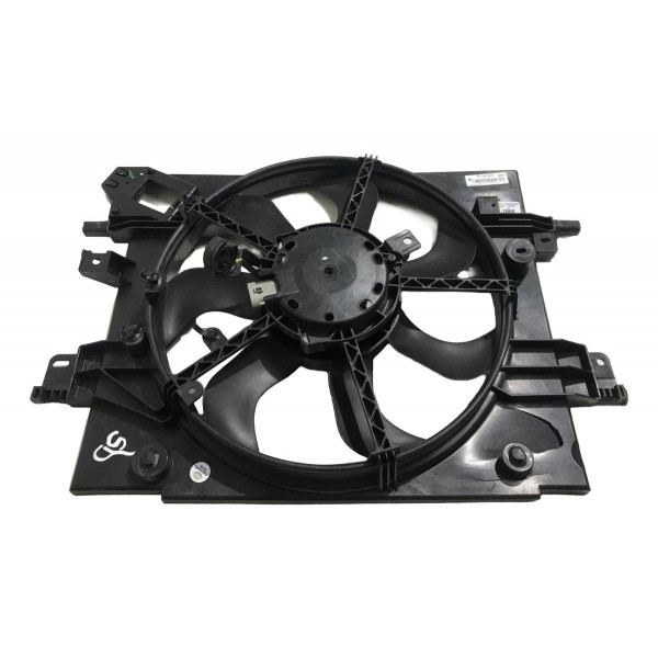 Defletor Ventoinha Sandero 1.6 Detalhes Peça Original Carro