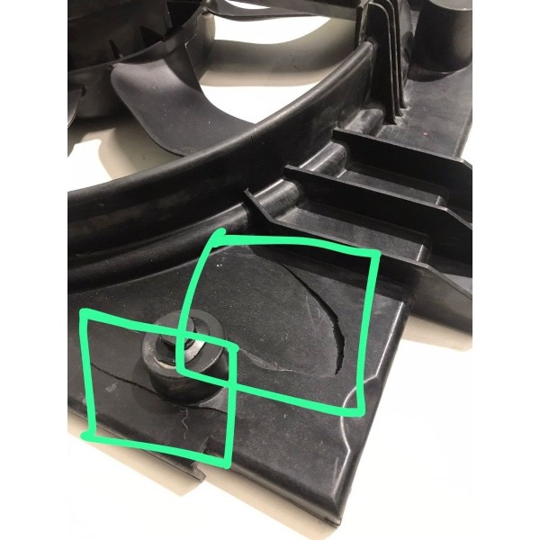 Defletor Ventoinha Sandero 1.6 Detalhes Peça Original Carro