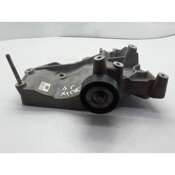 Suporte Compressor Ar Gm Prisma Onix Cobalt 2018 24582632