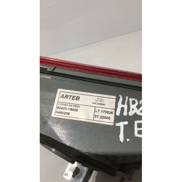 Lanterna Tampa Traseira Lado Esquerdo Hyundai Hb20 2015