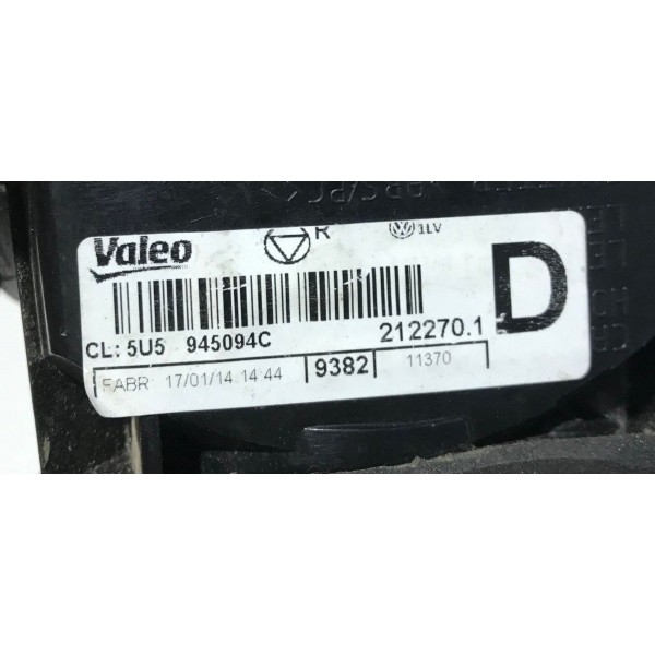 Lanterna Direita Tampa Traseira Vw Voyage 2013 2014 15/2016