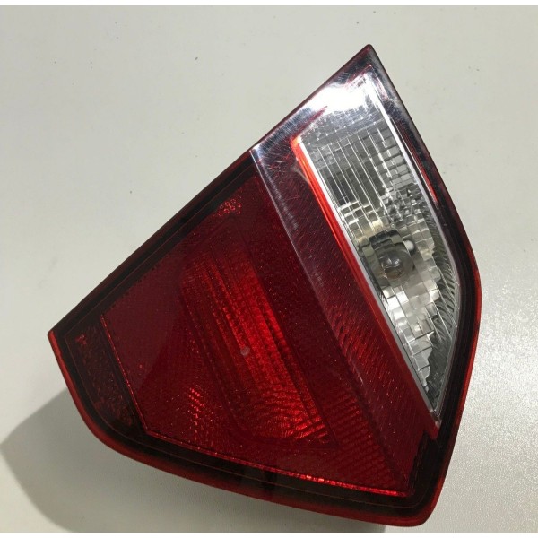 Lanterna Esquerda Tampa Traseira Vw Voyage 2013 2014 15/2016