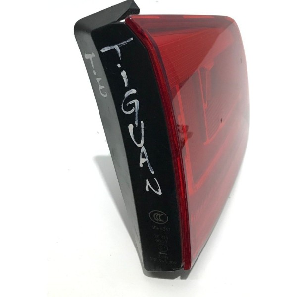 Lanterna Esquerda Tampa Traseira Volkswagen Tiguan 2015