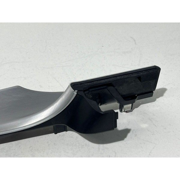 Acabamento Moldura Porta Luvas C200 Ekdagbr205003