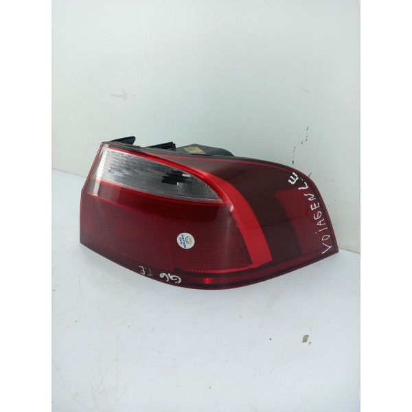 Sinaleira Traseira Voyage Direita Bicolor 2008 2009 10/2012