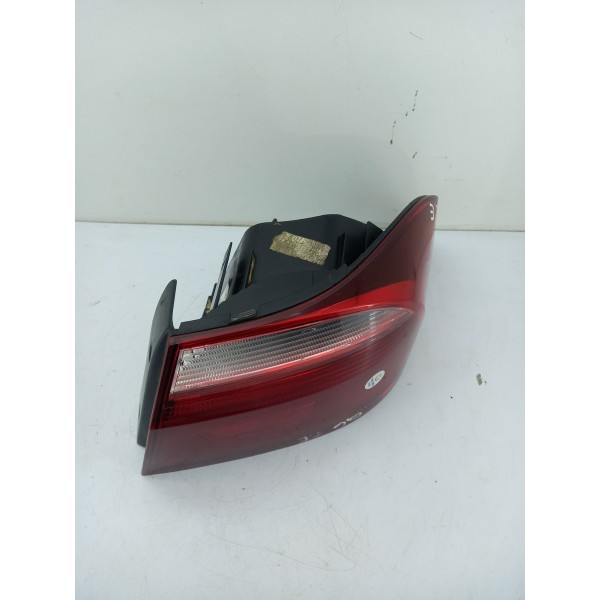 Sinaleira Traseira Voyage Direita Bicolor 2008 2009 10/2012