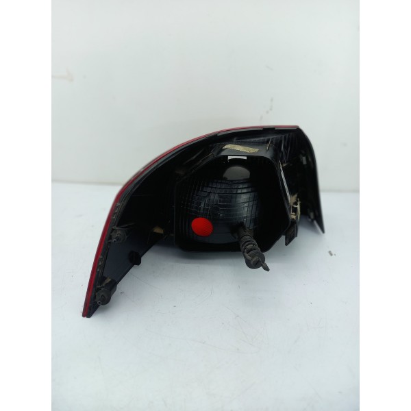 Sinaleira Traseira Voyage Direita Bicolor 2008 2009 10/2012