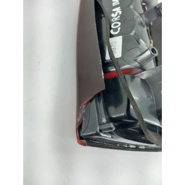 Lanterna Traseira Corsa Hatch Wagon 4 Portas Detalhe 96/99