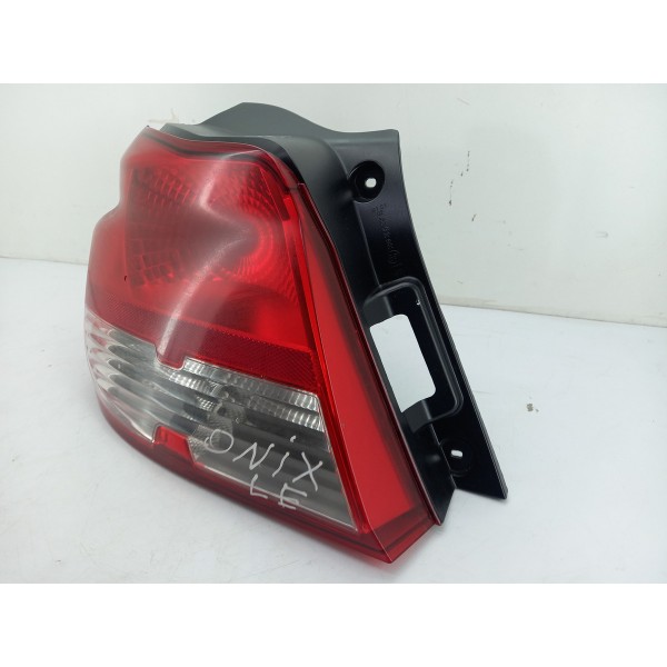 Lanterna Traseira Esquerda Gm Onix Joy 13/19 C/soquete Esquerdo/motorista
