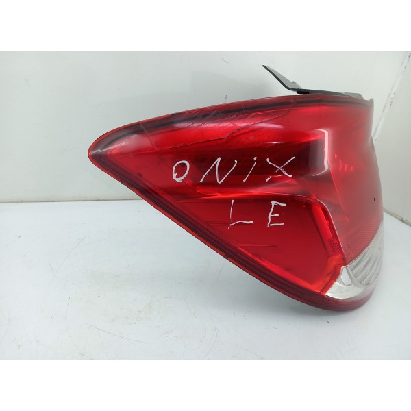 Lanterna Traseira Esquerda Gm Onix Joy 13/19 C/soquete Esquerdo/motorista