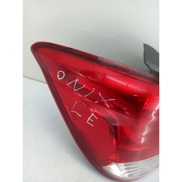 Lanterna Traseira Esquerda Gm Onix Joy 13/19 C/soquete Esquerdo/motorista