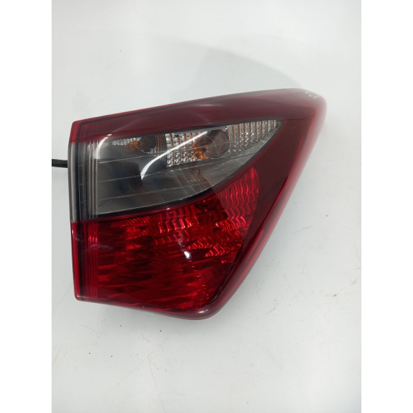 Lanterna Traseira Direita Hb20 Sedan Hy-1 2013 2014 15/2018 Direito/passageiro