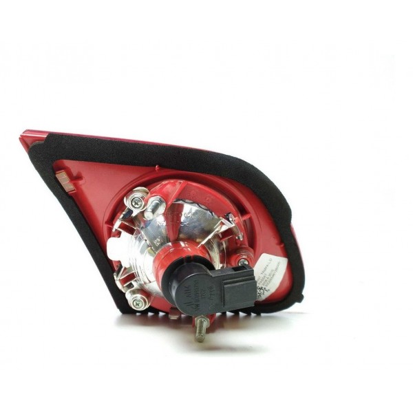 Lanterna Tampa Traseira Direita Volkswagen Passat 2006 2010