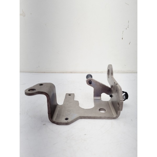 Suporte Suspensão Motor Mercedes C200 C180 2015 A 2019