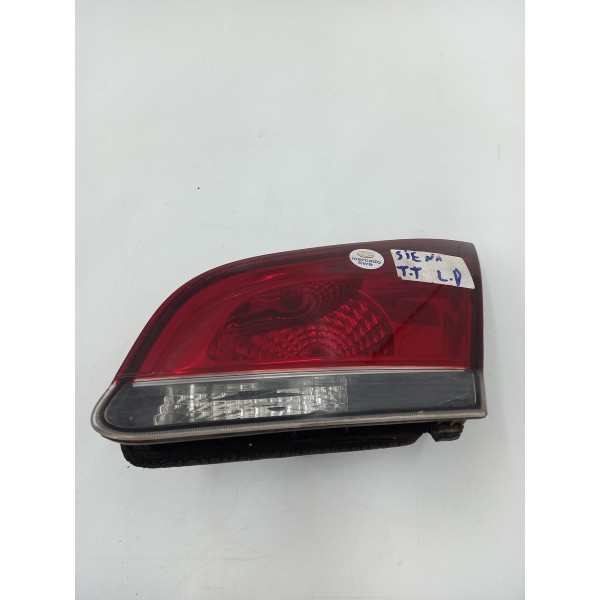 Lanterna Siena Tampa Traseira Direita 2008 A 2015 Direito/passageiro