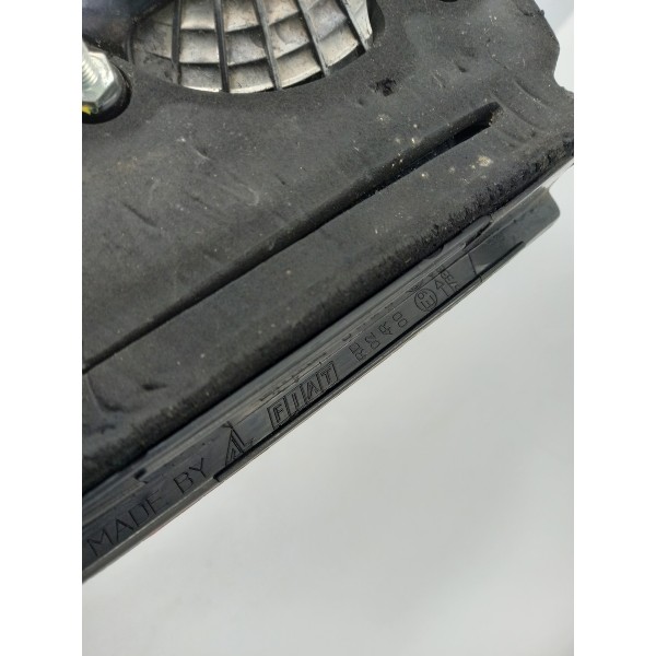 Lanterna Siena Tampa Traseira Direita 2008 A 2015 Direito/passageiro