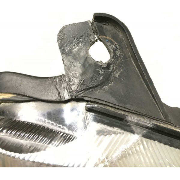 Farol Direito Chevrolet Montana 2003 2004/2012 Recuperado Direito/passageiro