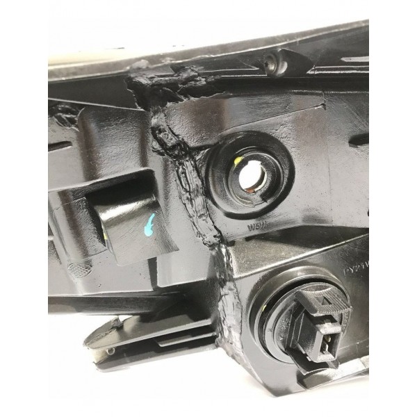 Farol Dianteiro Esquerdo Gm Onix 2013 2014 2015 2016 Esquerdo/motorista