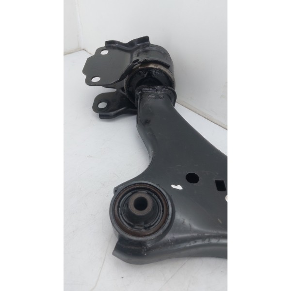 Bandeja Com Pivo E Bucha Lado Esquerdo Volvo Xc60 Ate 2015