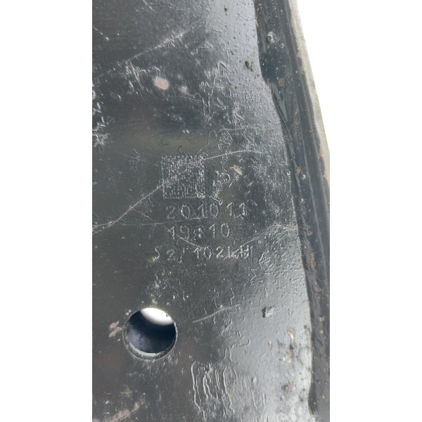 Bandeja Com Pivo E Bucha Lado Esquerdo Volvo Xc60 Ate 2015