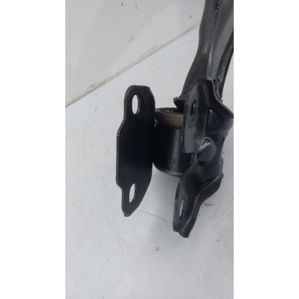 Bandeja Com Pivo E Bucha Lado Esquerdo Volvo Xc60 Ate 2015