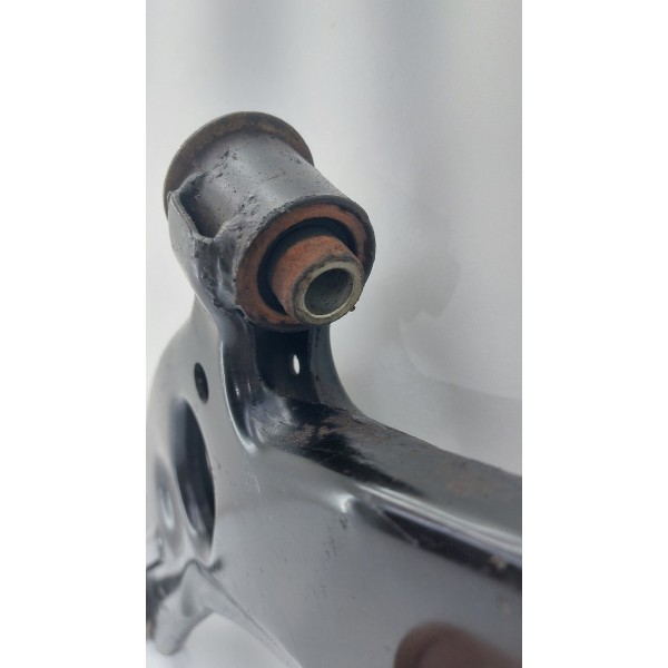 Bandeja Fiat Uno Vivace C/pivô Direção Mecânica Lado Esquerd