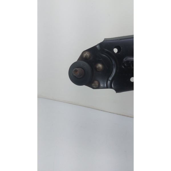 Bandeja Fiat Uno Vivace C/pivô Direção Mecânica Lado Esquerd