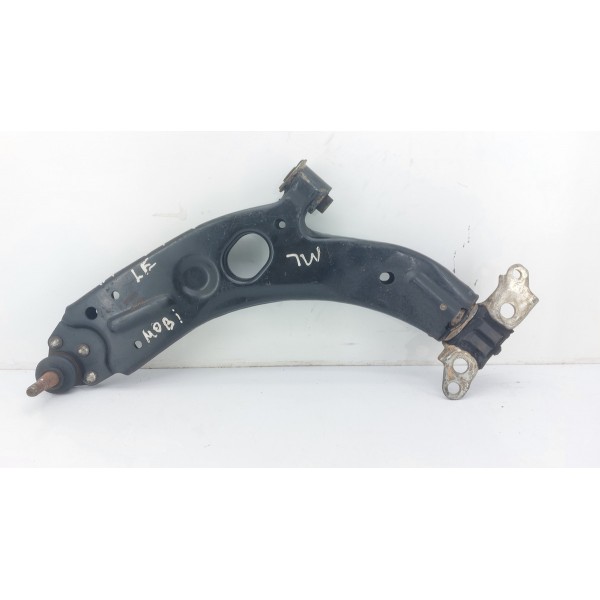 Bandeja Dianteira Lado Esquerdo Fiat Uno Mobi 1.0 2016 2021