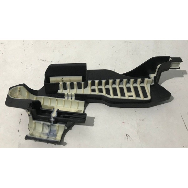 Suporte Cano Ar Quente Fiat Toro 2019