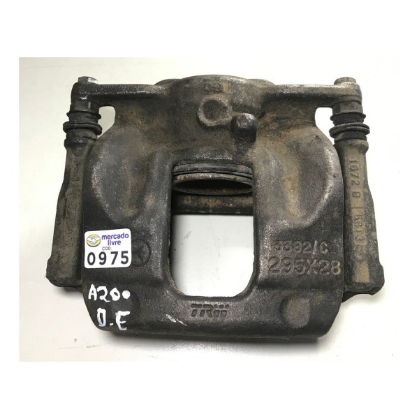 Pinça De Freio Dianteira Esquerda Mercedes A200 12/16