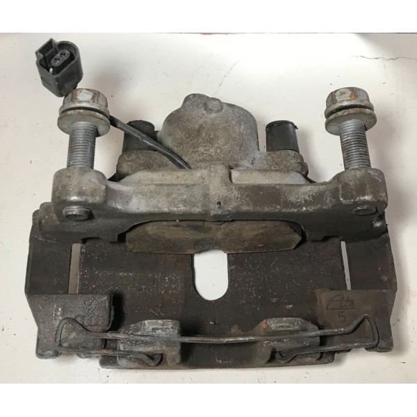 Pinça De Freio Dianteira Direita Volkswagen Passat Tsi 2010