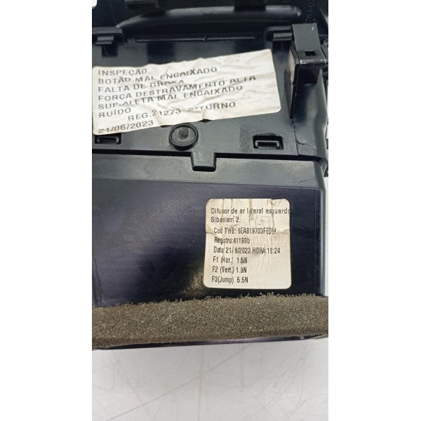 Difusor De Ar Esq Novo Polo 2017 A 2020