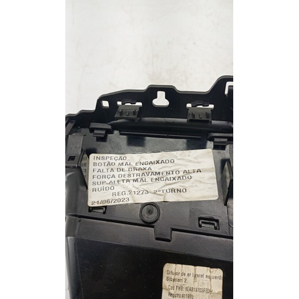 Difusor De Ar Esq Novo Polo 2017 A 2020