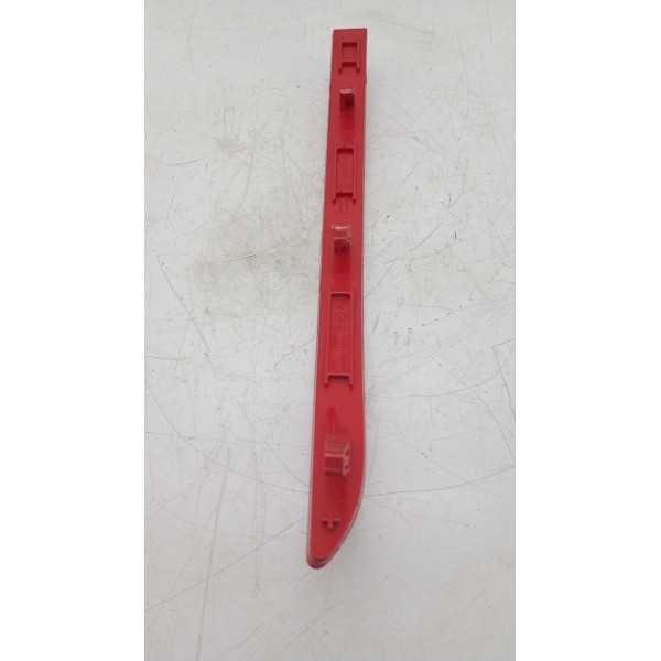 Refletor Olho Gato Traseiro Direito Vw Tiguan 2012 C/detalhe