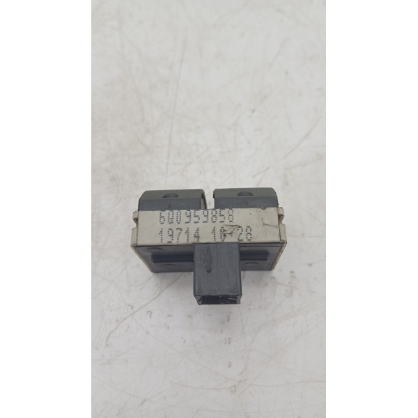 Botão Vidros Dianteiro Esquerdo Vw Voyage 1.6 2013 6q0959858