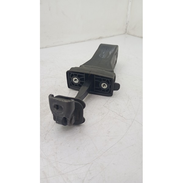 Limtador Da Porta Traseira Direita Vw Virtus18/24