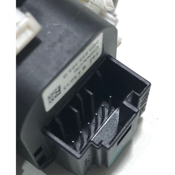 Comando Trava/retrovisor Diant Esquerdo Vw Golf Tsi 13/18