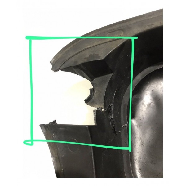 Suporte Tampa Portinhola Tanque Combustível Nivus C Detalhe