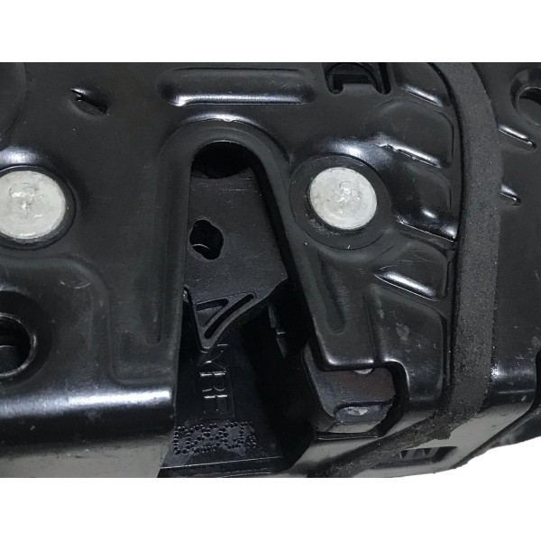 Fechadura Porta Dianteira Esquerda Vw Amarok 12/17