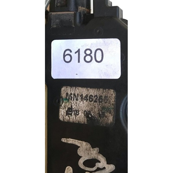 Fechadura Porta Dianteira Esq Mitsubishi L200 Triton 09/16