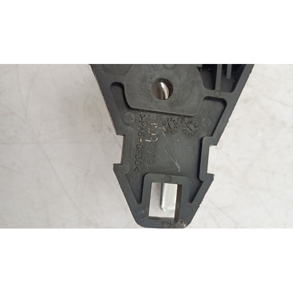 Maçaneta Interna Lado Esquerdo Mitsubishi L200 2006 A 2016