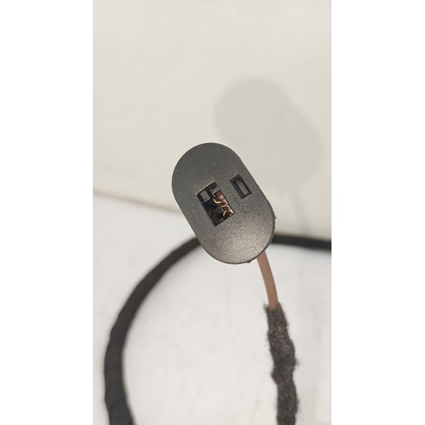 Chicote Tampa Porta Malas Volkswagen Polo 2018 Original