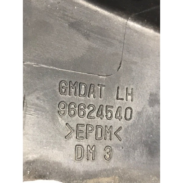 Acabamento Churrasqueira Captiva 2008/2010 Esquerdo 96624541