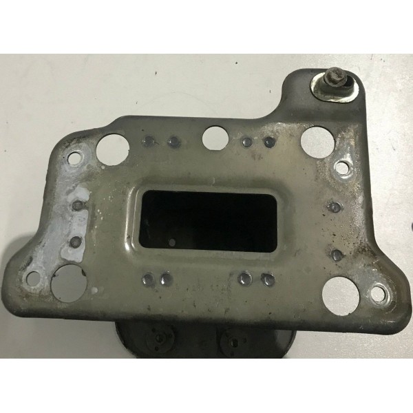 Suporte Direito Alma Parachoque Dianteiro Captiva