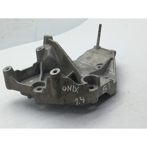 Suporte Compressor Ar Gm Prisma Onix Cobalt 2018 Original