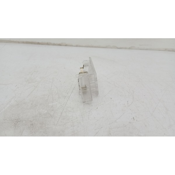 Luz Cortesia Porta Luvas Gm Tracker 2012 2013 2014 2015/2019