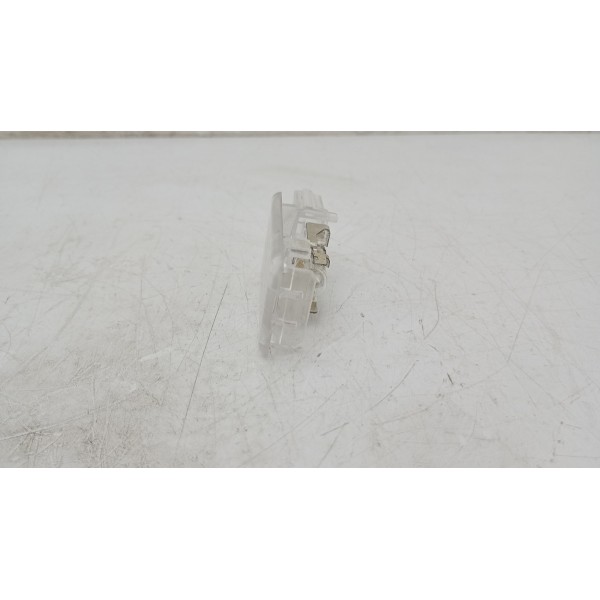 Luz Cortesia Porta Luvas Gm Tracker 2012 2013 2014 2015/2019